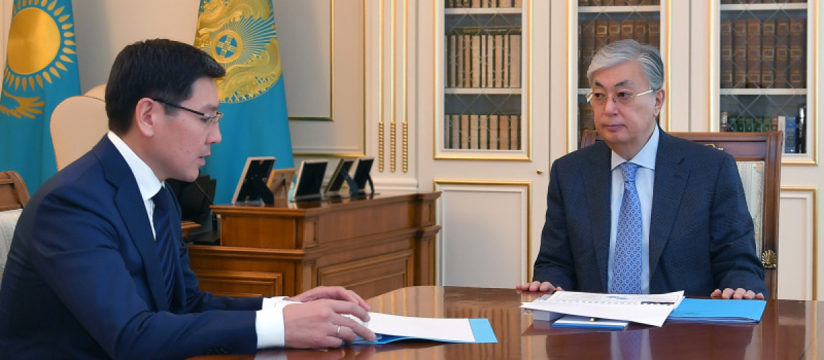 Токаеву доложили о работе по автоматизации госуслуг и цифровизации экономики