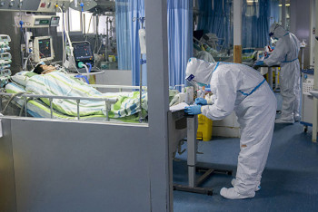 Фотография к новости: Больные коронавирусом в критическом состоянии жаловались на ощущение утопления