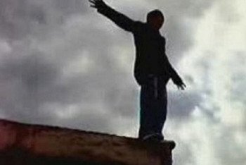 Фотография к новости: Мужчина из-за семейных проблем пытался сброситься с башни в Кокшетау