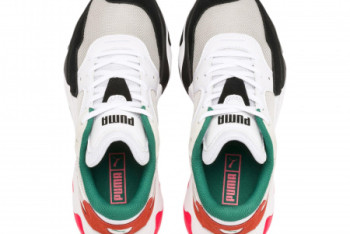 Фотография к новости: В кроссовках Puma увидели портрет Адольфа Гитлера