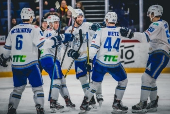 Фотография к новости: "Барыс" одержал волевую победу над "Металлургом" и снова повел в серии