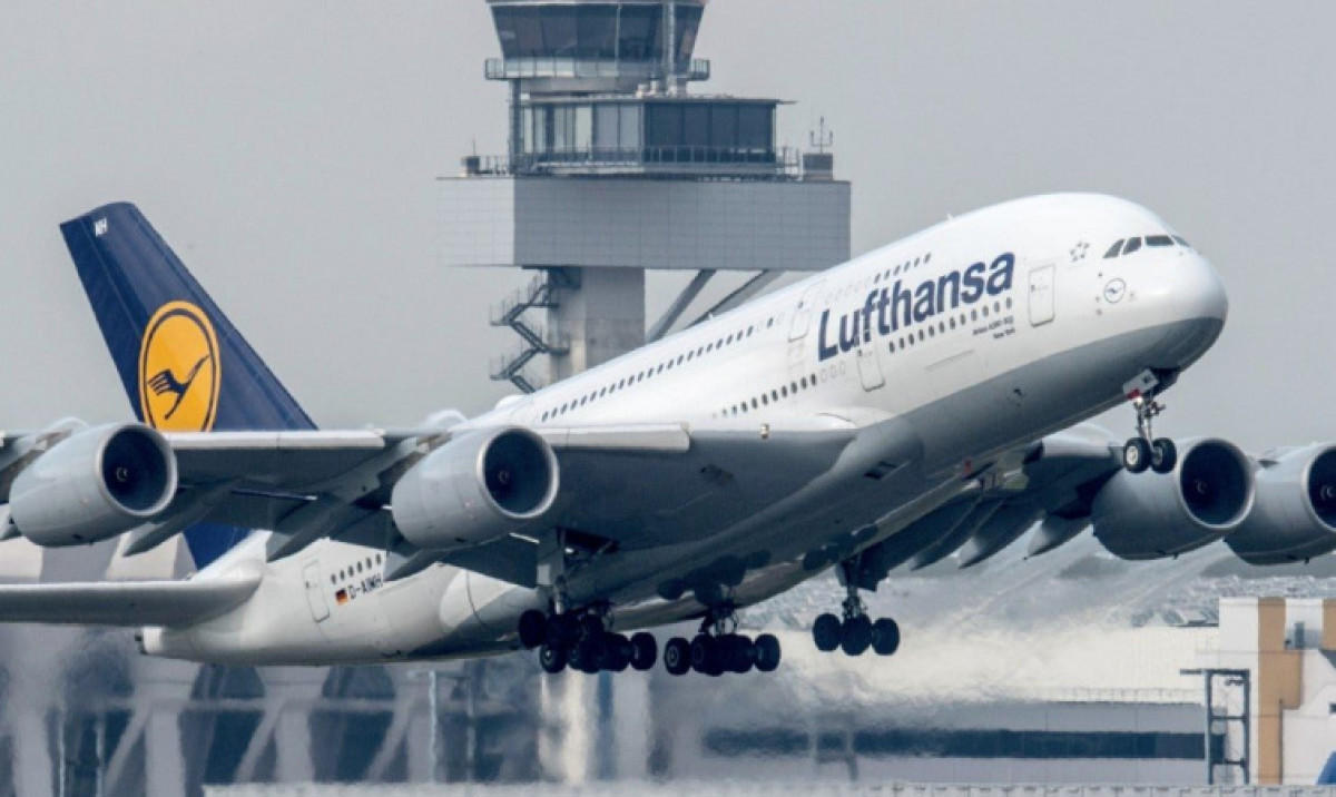 Lufthansa отменила уже свыше 7 тысяч рейсов из-за коронавируса