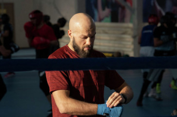 Фотография к новости: Боксер Василий Левит завоевал олимпийскую лицензию