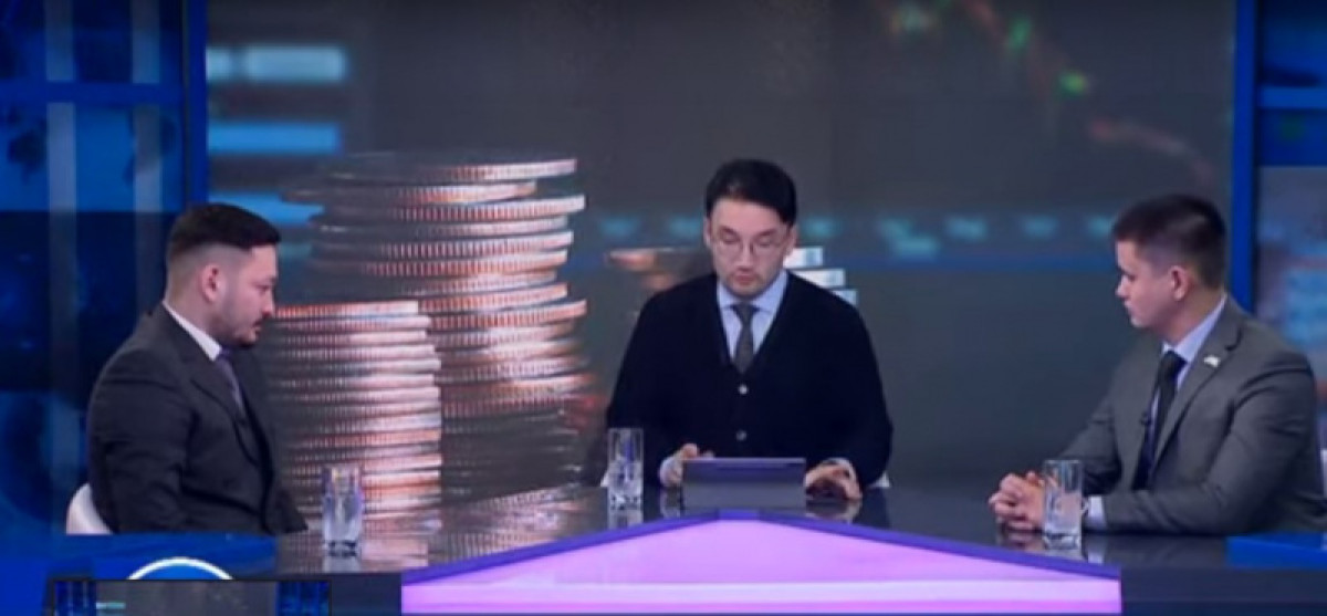 Что стало триггиером к "черному понедельнику" — круглый стол с Рахимом Ошакбаевым