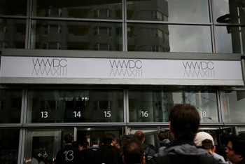 Фотография к новости: Крупнейшая презентация Apple оказалась под угрозой из-за коронавируса