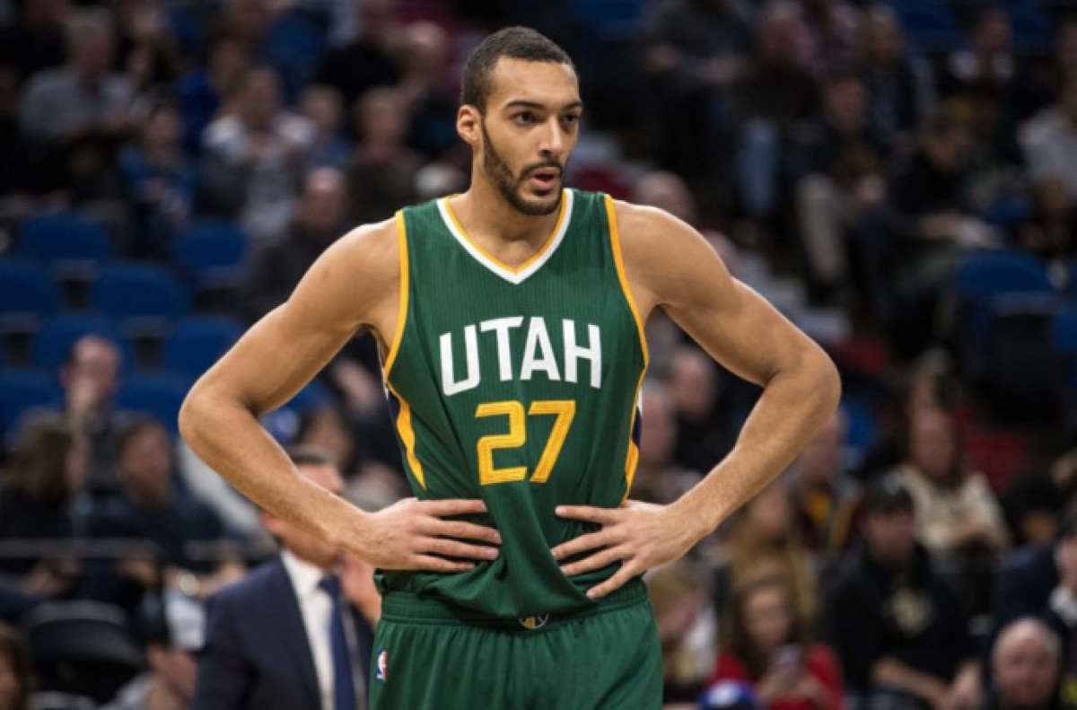 НБА приостановила игры из-за обнаружения коронавируса у Руди Гобера