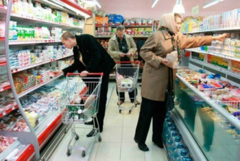 Фотография к новости: Продуктовые маркеты и рынки продолжат работу – Минторговли и интеграции РК