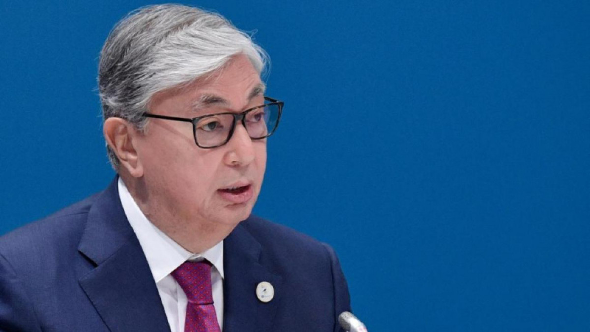 Казахстан перешел на режим ЧП из-за коронавируса