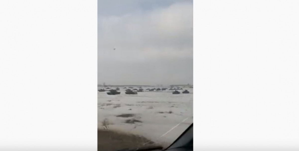 Минобороны объяснило скопление военной техники близ Аягоза