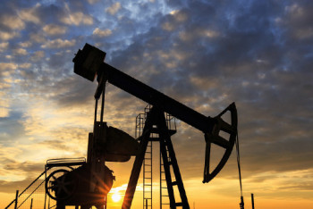 Фотография к новости: Цена на нефть марки Brent выросла до 27,93 доллара за баррель