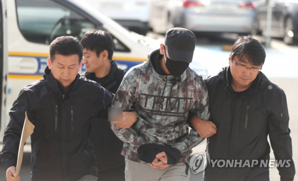 Совершившему наезд на ребенка в Южной Корее казахстанцу изменили приговор