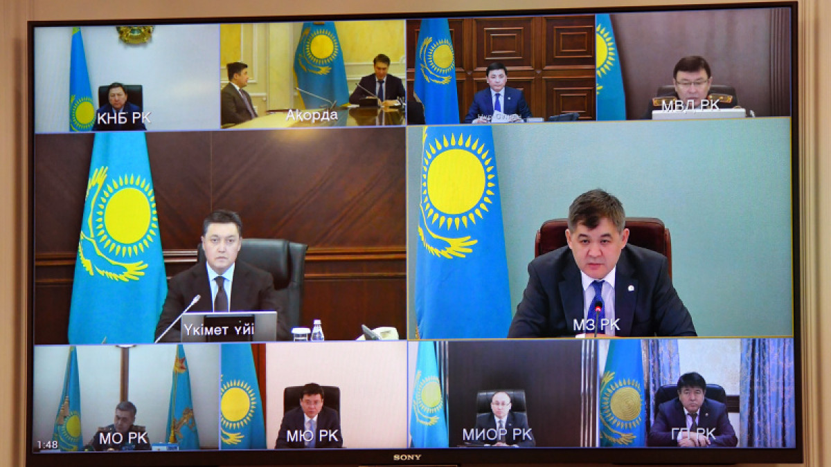 Деятельность предприятий и организаций приостановят в Нур-Султане и Алматы