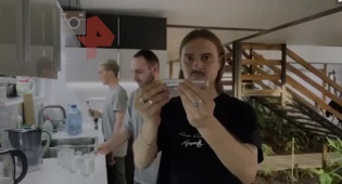 Little Big представила &quot;карантинную&quot; версию своей песни