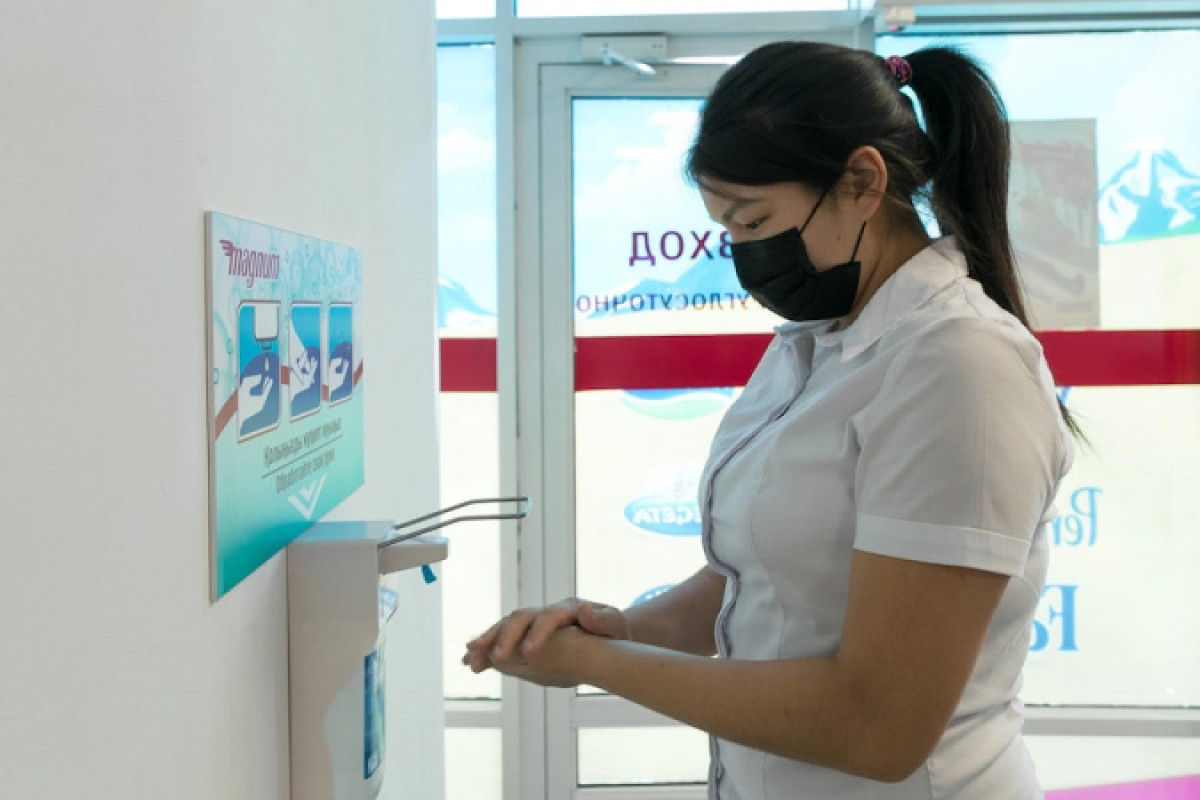 Стало известно о состоянии двух заболевших COVID-19 в ЗКО