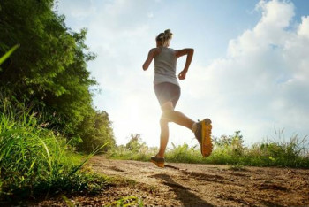 Фотография к новости: Врач предупредил об опасности бега во время эпидемии коронавируса