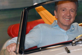 Фотография к новости: "Я уверен, что мы победим" - итальянский певец обратился к казахстанцам из-за пандемии