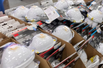 Фотография к новости: Почти четыре миллиарда защитных масок продал Китай за месяц