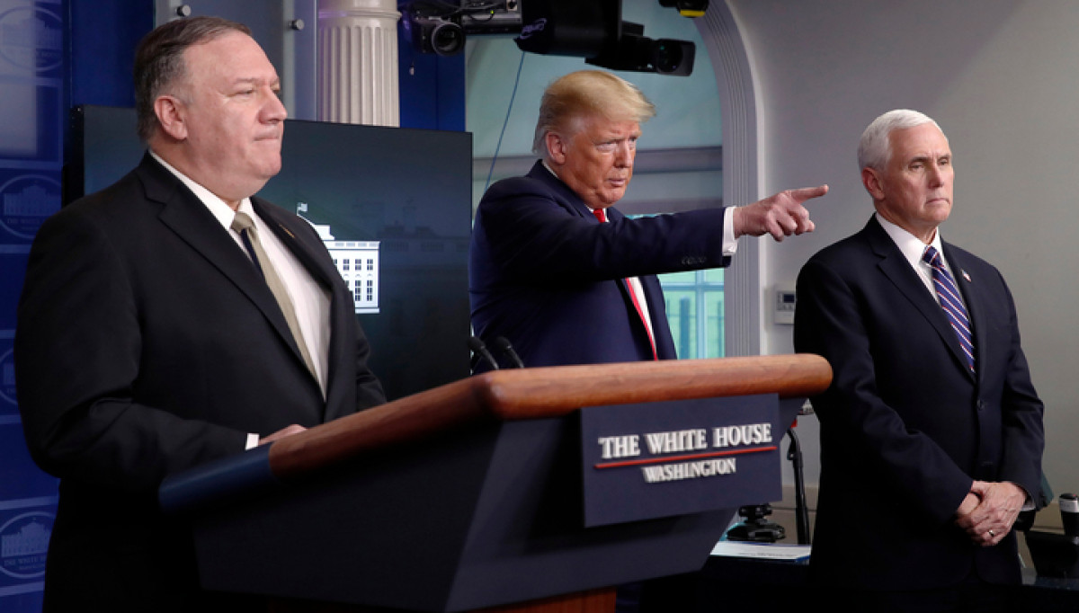Трамп и Помпео обвинили ВОЗ в ошибках во время кризиса с COVID-19