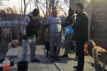 Фотография к новости: Егерь-браконьер задержан в Алматинской области