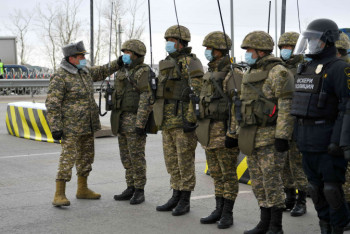 Военнообязанные приступили к службе на специальных сборах в нескольких регионах Казахстана