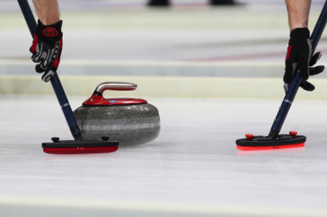 Фотография к новости: Чемпионат мира по керлингу решили не переносить