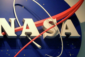 Фотография к новости: В NASA рассказали подробности программы по освоению Луны