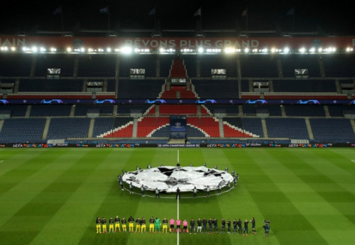 Фотография к новости: Четвертьфиналы и полуфиналы еврокубков пройдут в формате одной игры без зрителей - СМИ