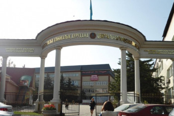 Фотография к новости: Перепутали тесты на COVID-19. Перед врачом ЦГКБ Алматы извинились