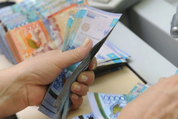 Фотография к новости: Минтруд отклонил свыше двух миллионов заявлений на получение 42 500 тенге