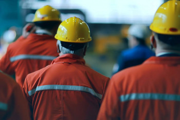 Фотография к новости: В условиях карантина заработали 30 промышленных предприятий Алматы