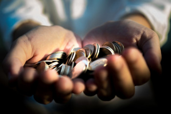 Фотография к новости: ДУМК: Фитр-садака и зякат можно оплатить через мобильные приложения и терминалы