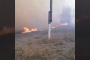 Лесной пожар в СКО: огонь перекинулся на сёла