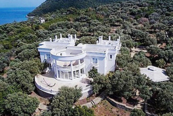 Фотография к новости: Остров выставлен на продажу недалеко от турецкого Бодрума