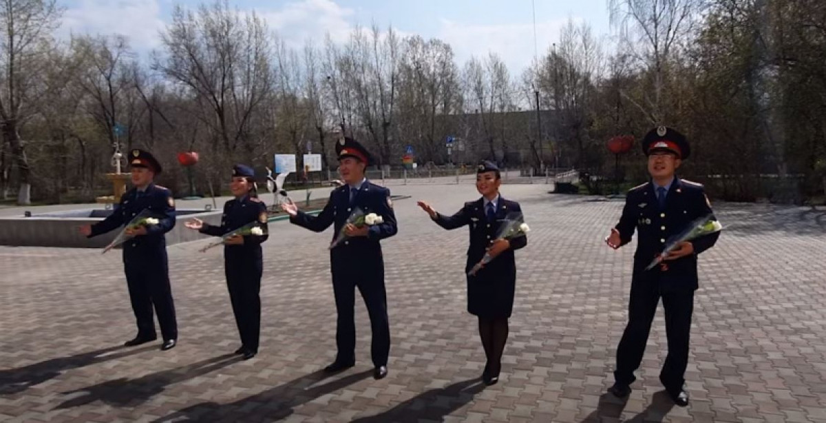 Вот это кино! Съемки видеоклипа наделали переполох во дворах Кокшетау