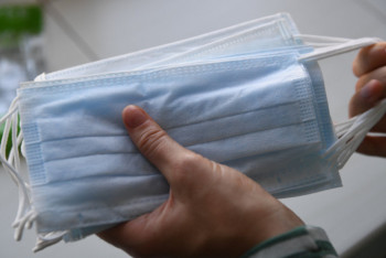 Фотография к новости: Пять миллионов медицинских масок завезли в аптеки Нур-Султана