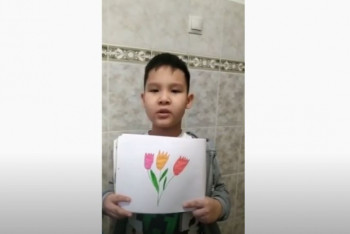 "Мама, надевай по три маски" - сын медсестры инфекционного стационара в Кокшетау записал видео в день ее рождения