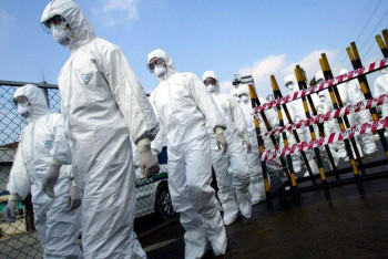 Фотография к новости: Главному госсанврачу страны разрешили самому вводить и отменять ограничительные меры