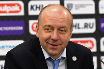 Фотография к новости: Бывший тренер "Барыса" Андрей Скабелка возглавил ярославский "Локомотив"