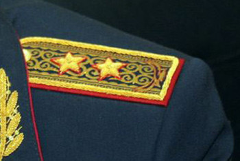 Фотография к новости: Указ о присвоении высших воинских и специальных званий подписал Токаев