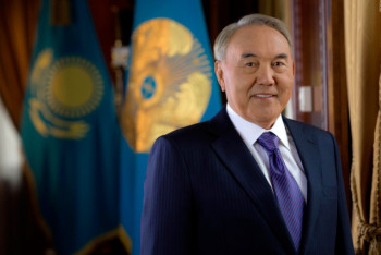 Фотография к новости: Елбасы поздравил казахстанцев с Днем защитника Отечества