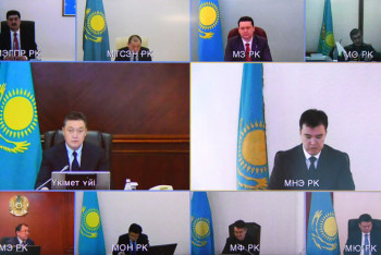 Фотография к новости: Мамин поручил принять меры по восстановлению сектора услуг