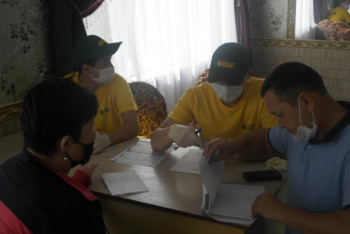 Фотография к новости: Банковские карты с денежной компенсацией начали выдавать в Мактаарале