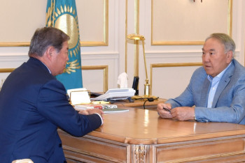 Фотография к новости: Елбасы принял Ахметжана Есимова