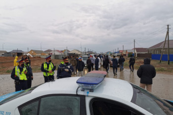 Фотография к новости: "Используют три дрона" - полиция продолжает поиски пропавшего ребенка в Атырау