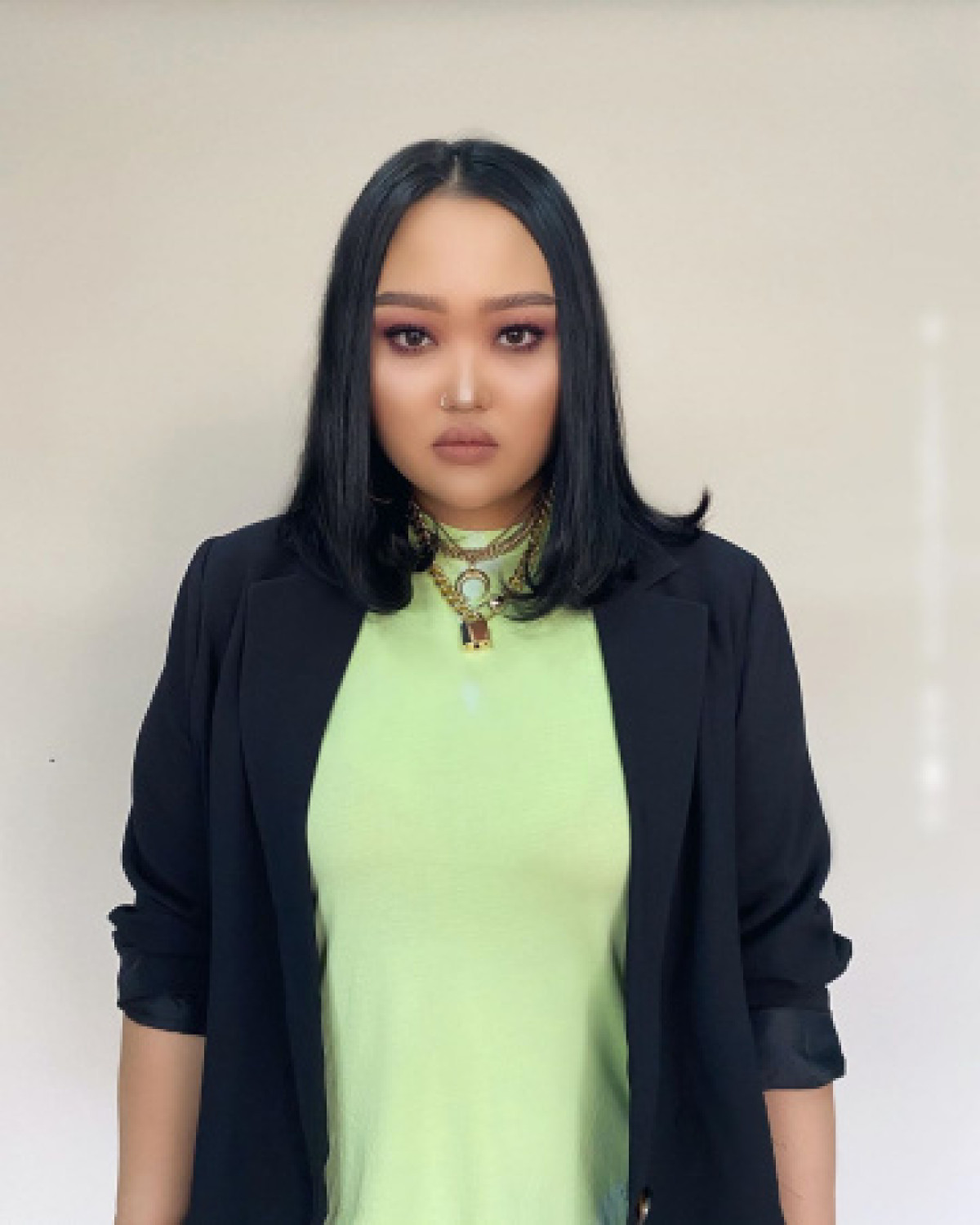 Instagram/@theworldismythrone