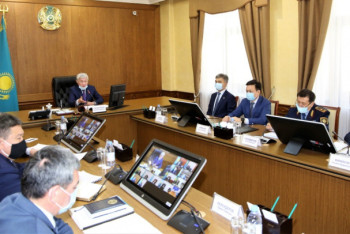 Фотография к новости: Сапарбаев наказал акима Тараза и уволил его зама за попустительство в период карантина