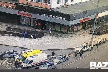 Фотография к новости: В Москве штурмовали отделение банка с угрожавшим его взорвать мужчиной