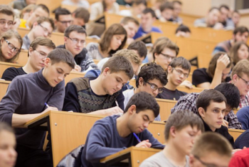 Фотография к новости: "Абитуриенты из семей с высоким доходом не должны получать гранты" - Нацсовет