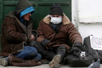 Фотография к новости: Двое бомжей заразились коронавирусом в палаточном городке в Алматы