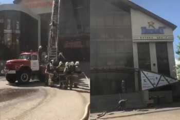 Фитнес-клуб горит в центре Караганды